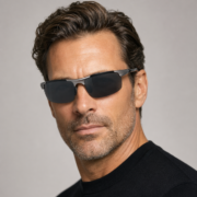 Okulary przeciwsłoneczne męskie z polaryzacją czarne - PolarZONE 103-3 - obrazek 2