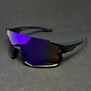 okulary przeciwsłoneczne sportowe