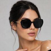 Okulary przeciwsłoneczne damskie z polaryzacją czarne muchy - PZ 1028-1 - obrazek 2